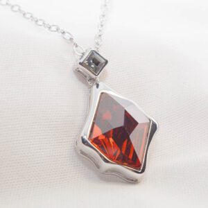 LUXURY_ RODIO rojo asimetrico