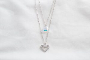LUXURY_ RODIO Collar doble con cubo de cristal austriaco